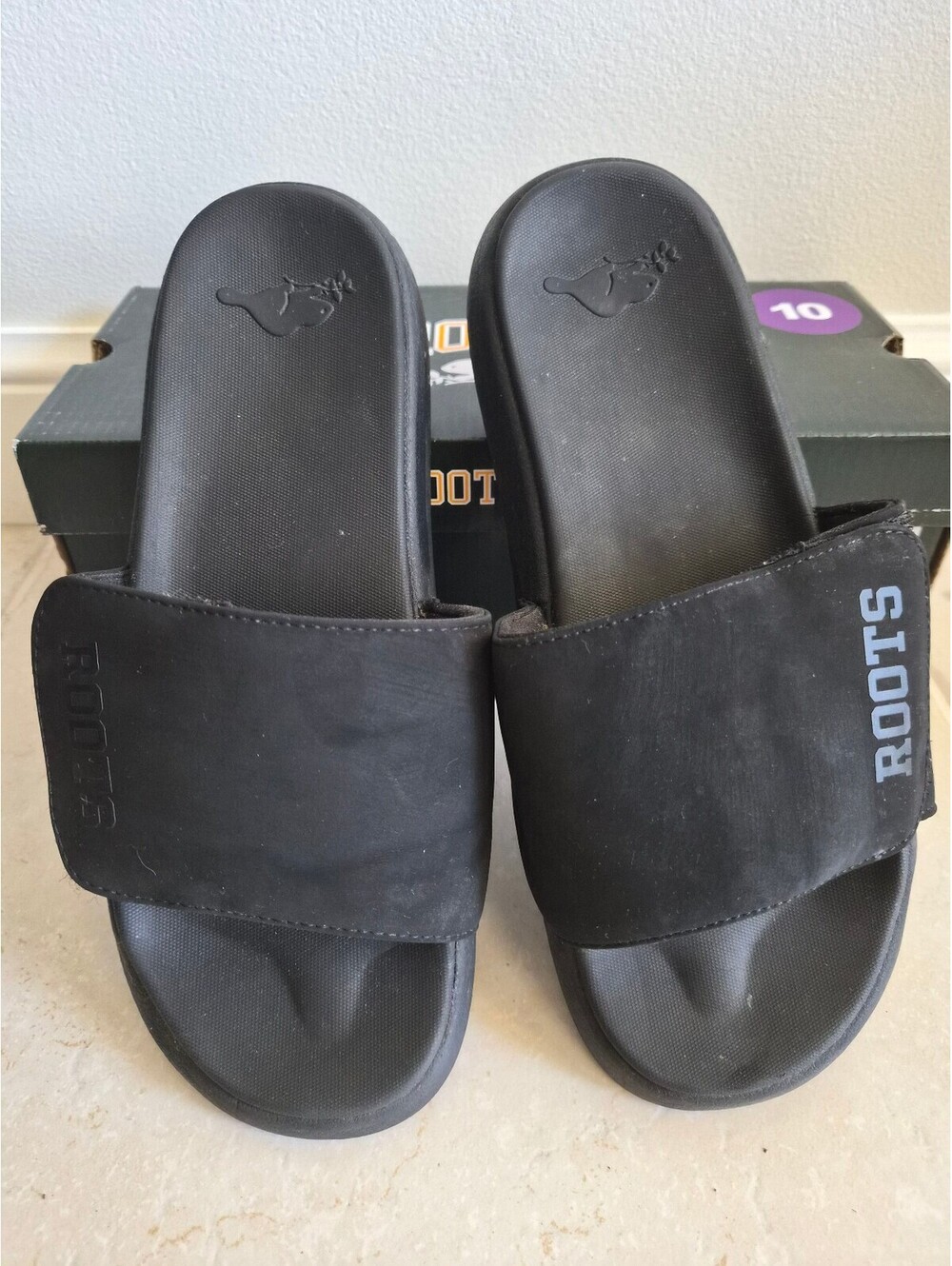 Roots Black Slide Sandals Size 10 0168